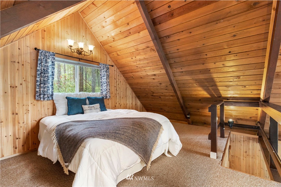 260 Northeast Raintree Lane Tahuya, WA 98588 - Photo 17 of 35 Gallery Image 17
