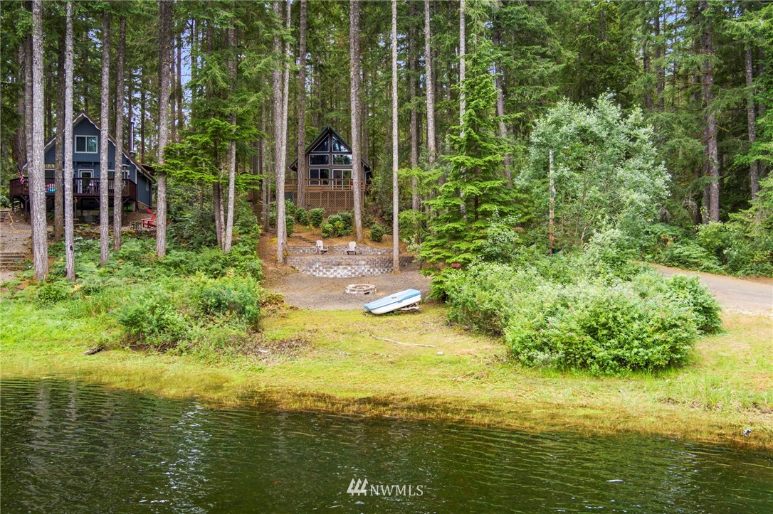 260 Northeast Raintree Lane Tahuya, WA 98588 - Photo 7 of 35 Gallery Image 7