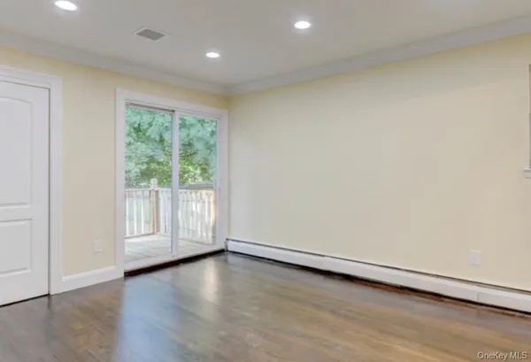 $3,850 | 168 Robinwood Avenue, Hempstead, NY 11550