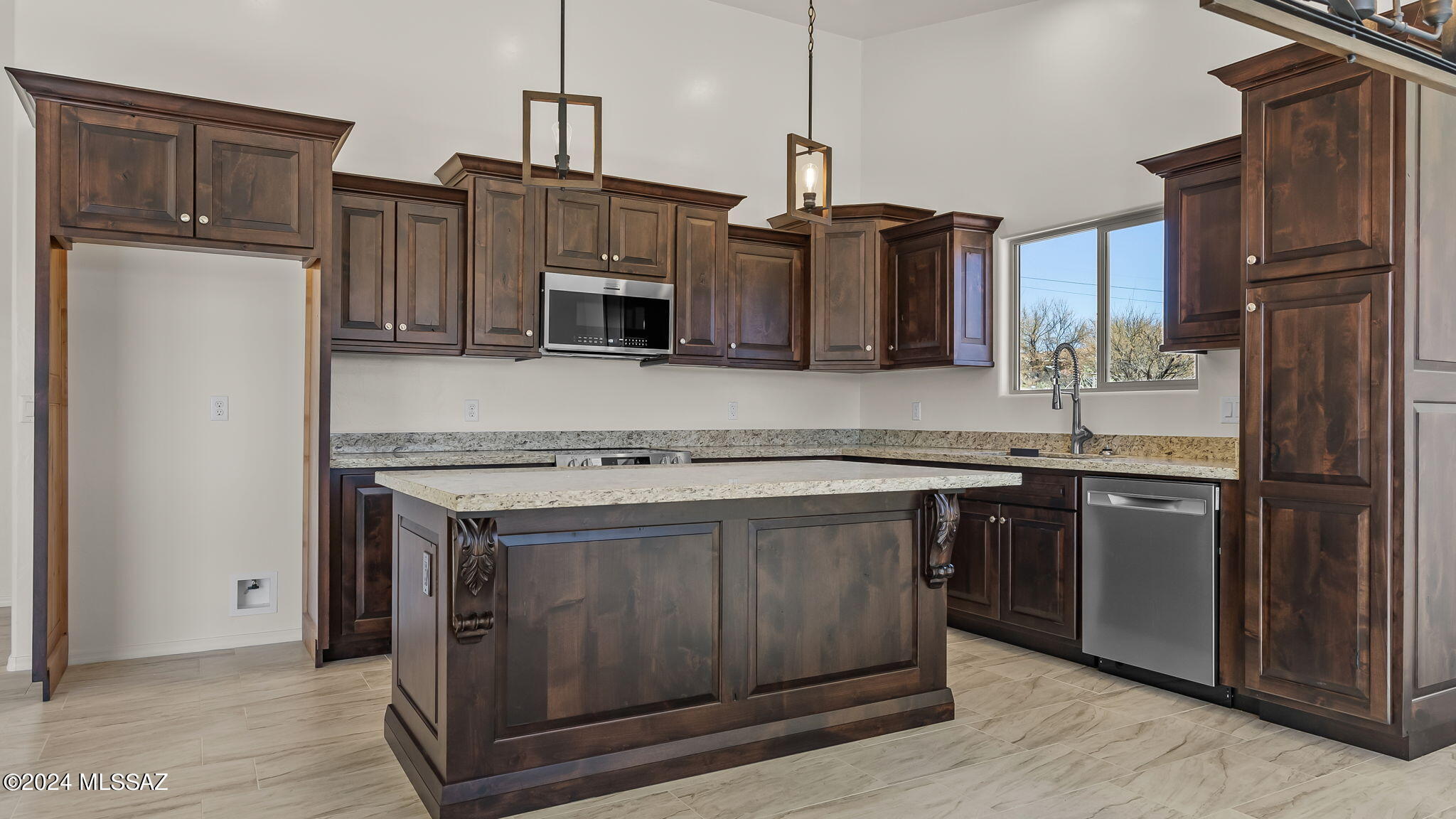 1376 Pia Court Rio Rico, AZ 85648 - Photo 4 of 11