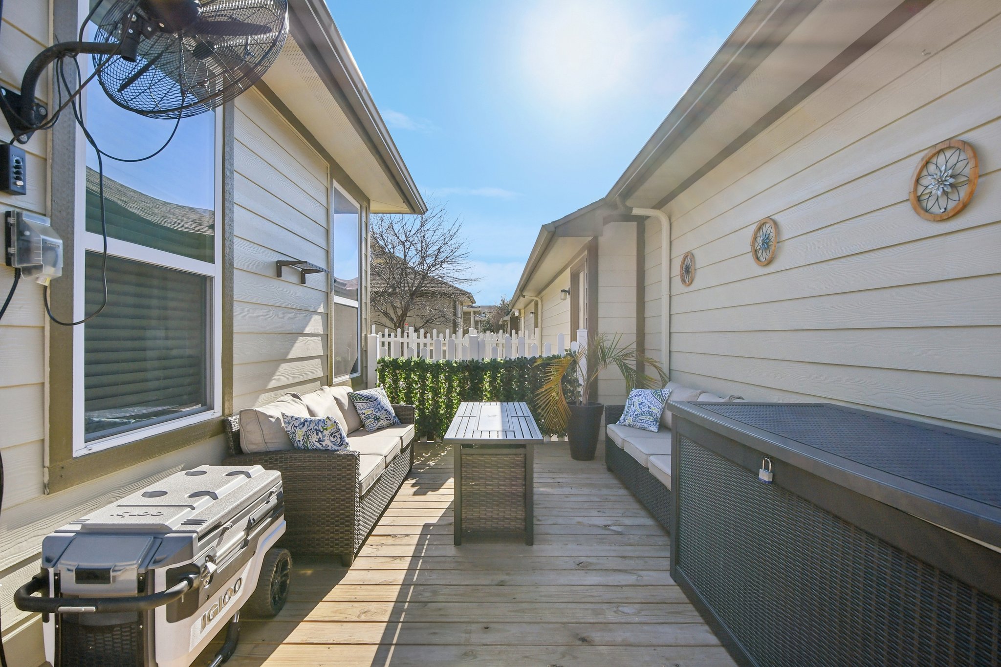 616 Lookout Tree Lane Round Rock, TX 78664 - Photo 25 of 39 Deck featuring outdoor furniture and area for grilling