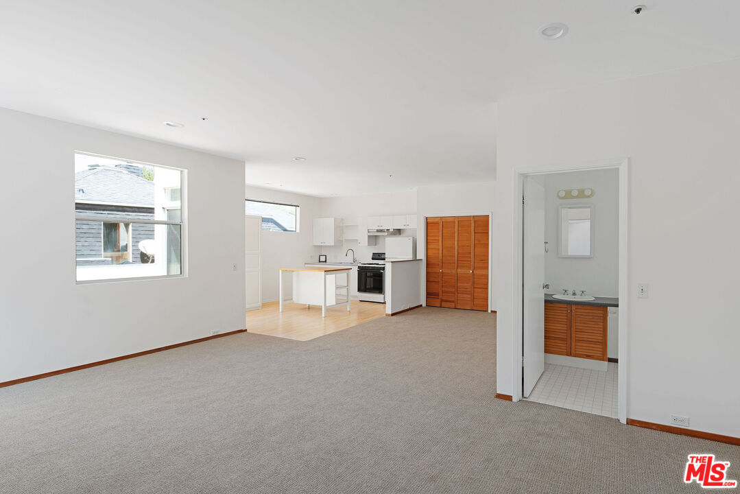 25830 Piuma Road Calabasas, CA 91302 - Photo 27 of 34 a view of empty room with a fireplace