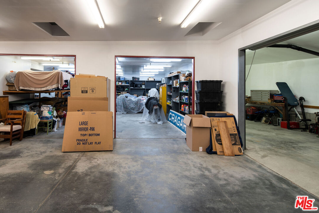 25830 Piuma Road Calabasas, CA 91302 - Photo 32 of 34 a view of a room with gym equipment