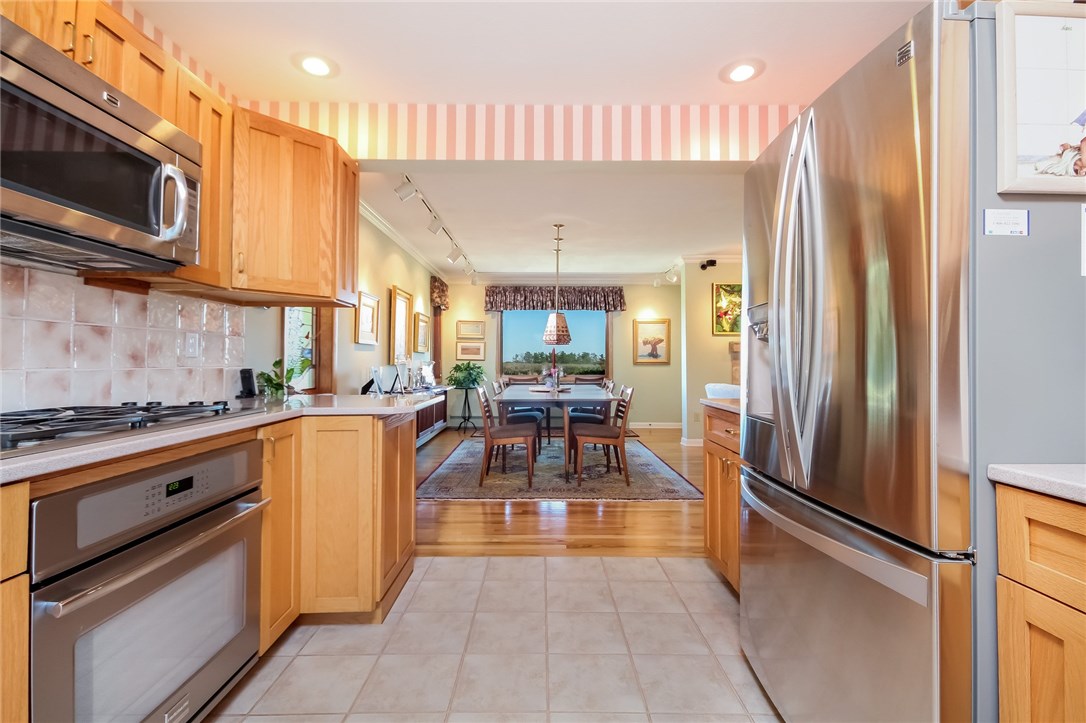 36 Highland Road Charlestown, RI 02813 - Photo 16 of 40