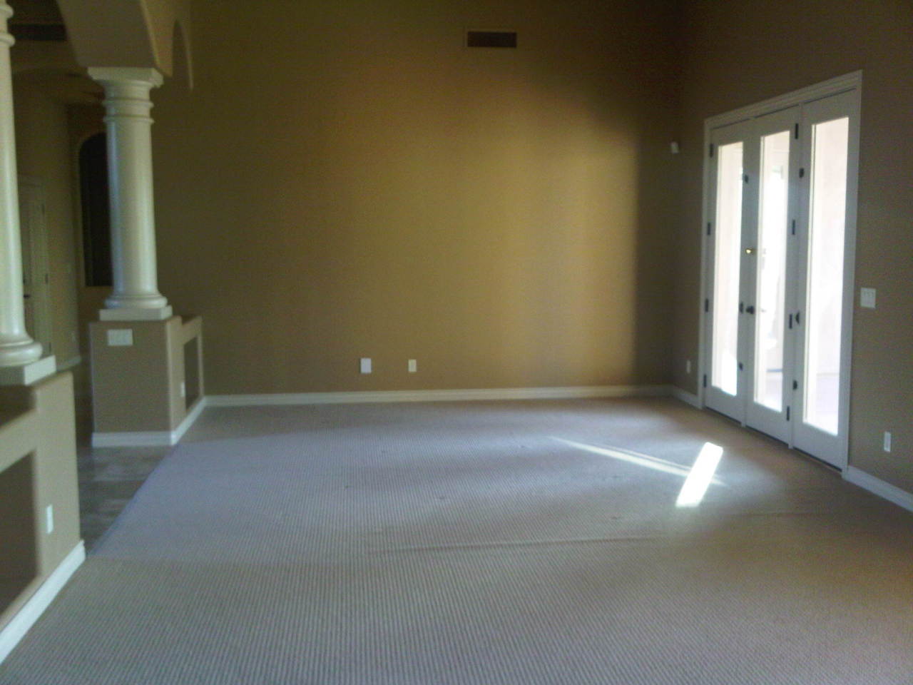 4055 North Recker Road, Unit 103 Mesa, AZ 85215 - Photo 3 of 5 GREATROOM