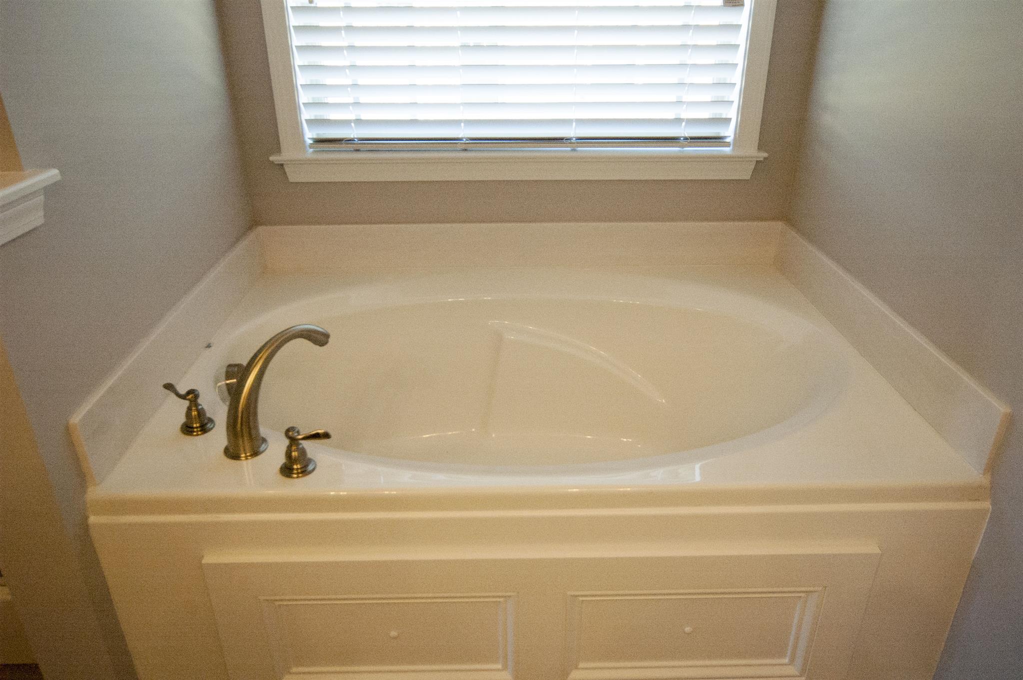 8026 Ragusa Circle Spring Hill, TN 37174 - Photo 15 of 23 Gallery Image 15