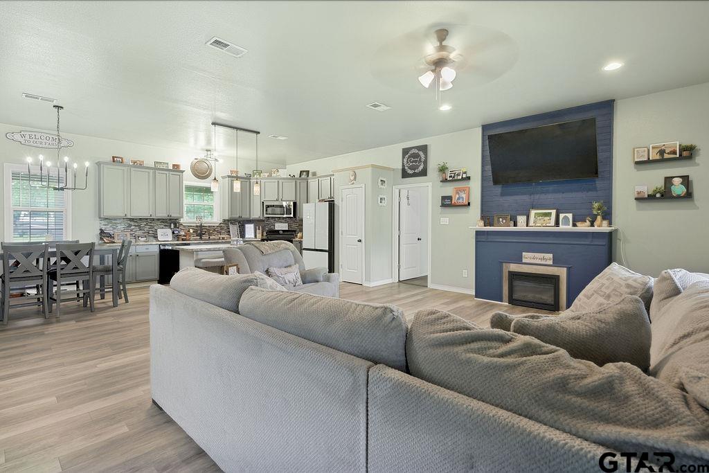 339 Williams Road Gilmer, TX 75645 - Photo 10 of 32