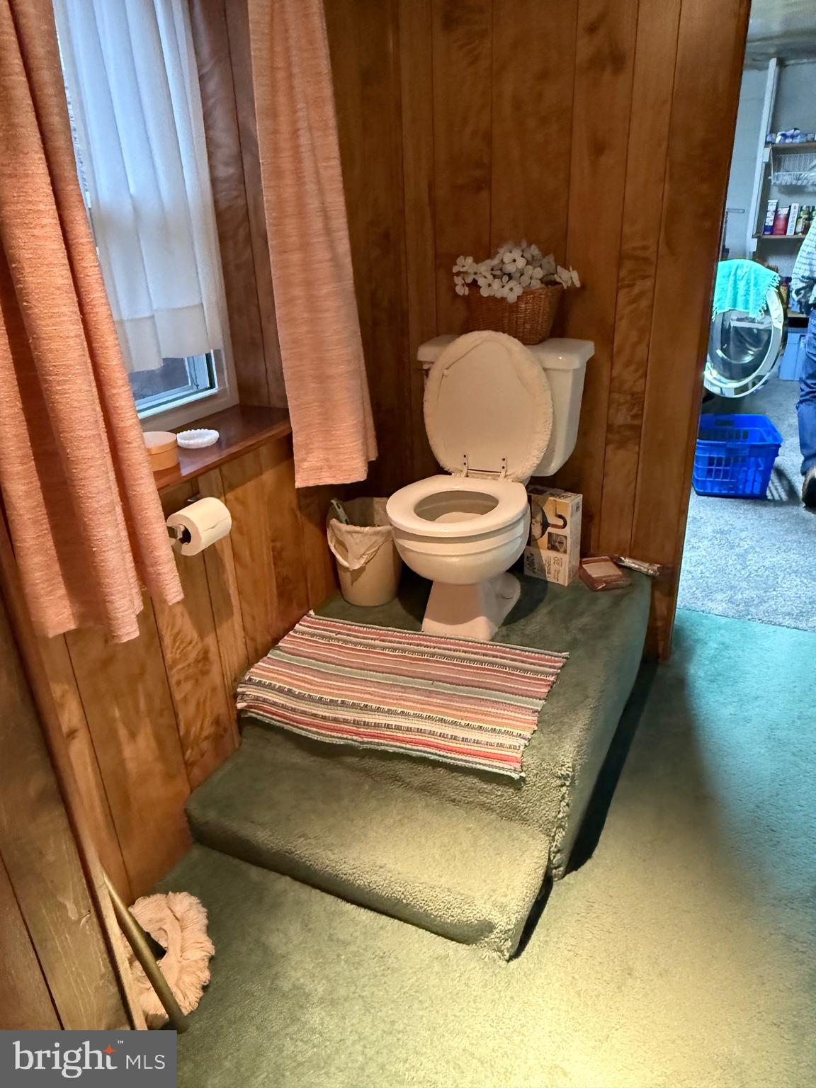 770 Forest Road Chambersburg, PA 17202 - Photo 15 of 27 a bathroom with a toilet and a shower curtain