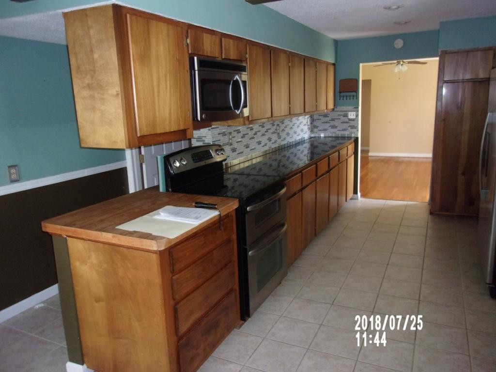 852 Gray Station Road Gray, TN 37615 - Photo 7 of 15 KITCHEN
