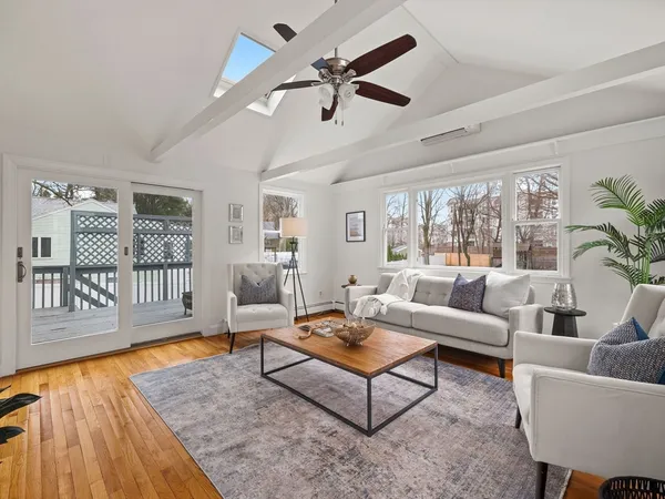 $1,025,000 | 84 Curtis Street, Reading, MA 01867