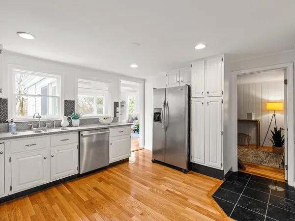 $1,025,000 | 84 Curtis Street, Reading, MA 01867