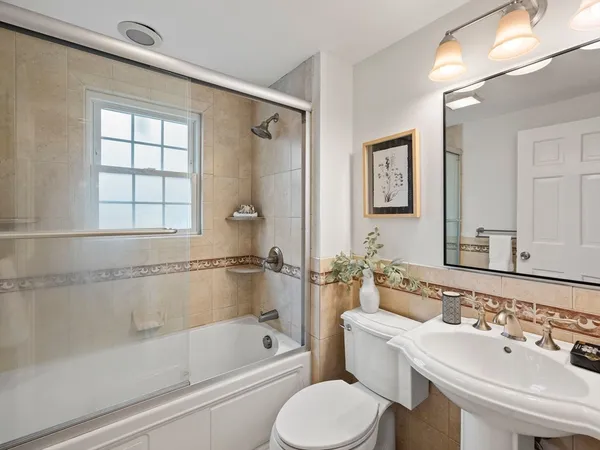 $1,025,000 | 84 Curtis Street, Reading, MA 01867