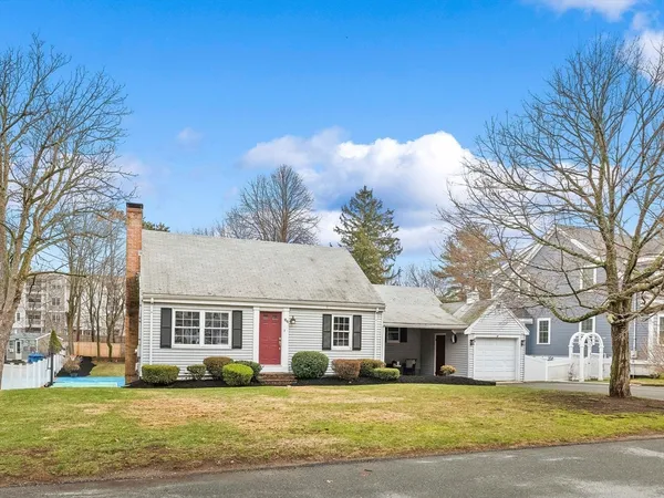 $1,025,000 | 84 Curtis Street, Reading, MA 01867