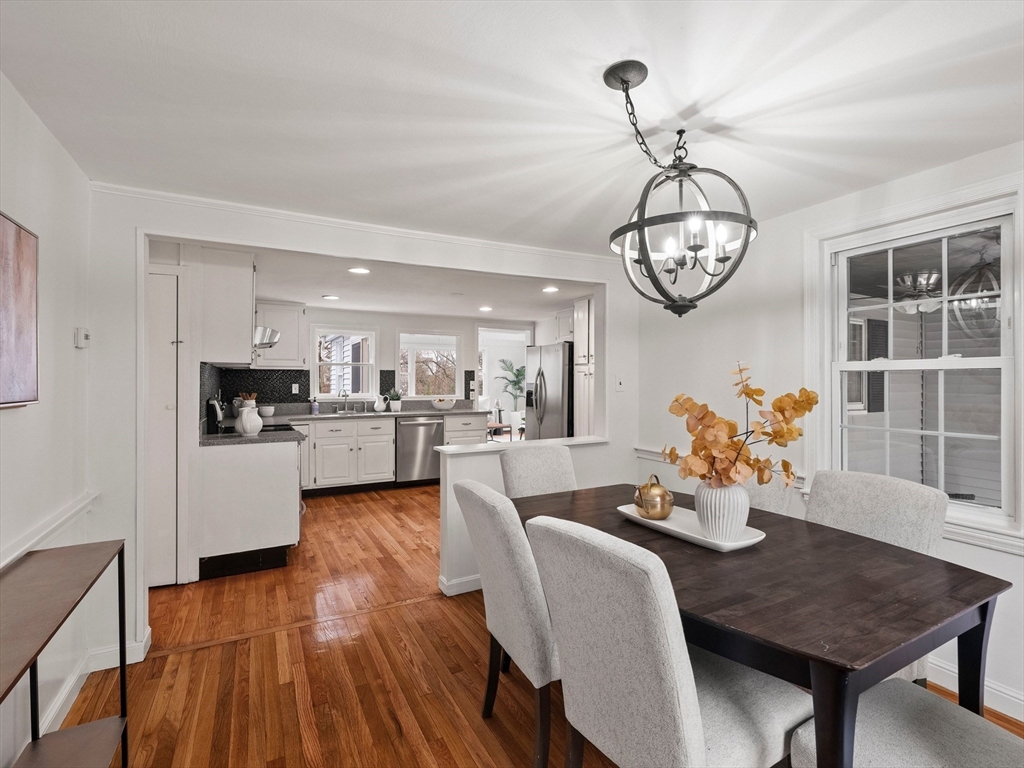 84 Curtis Street Reading, MA 01867 - Photo 9 of 34