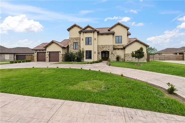$729,000 | 3611 Lakewood Court, Brownsville, TX 78520
