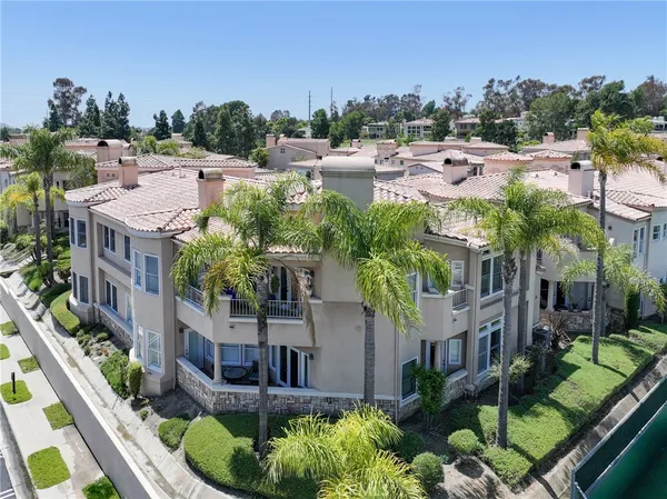 $1,550,000 | 30 Plaza Caloroso, San Juan Capistrano, CA 92675