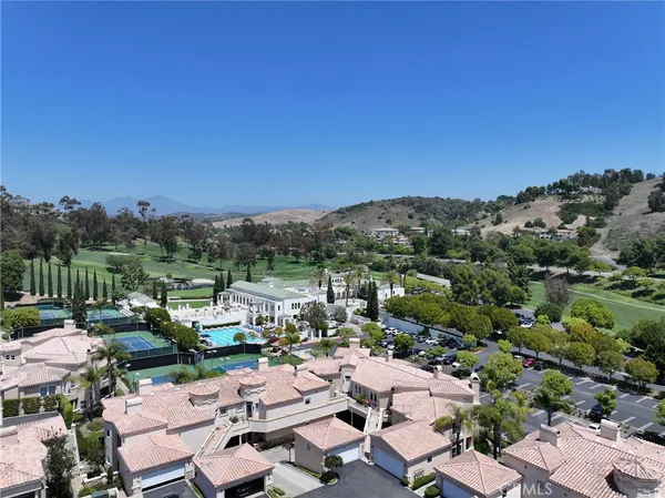 $1,550,000 | 30 Plaza Caloroso, San Juan Capistrano, CA 92675