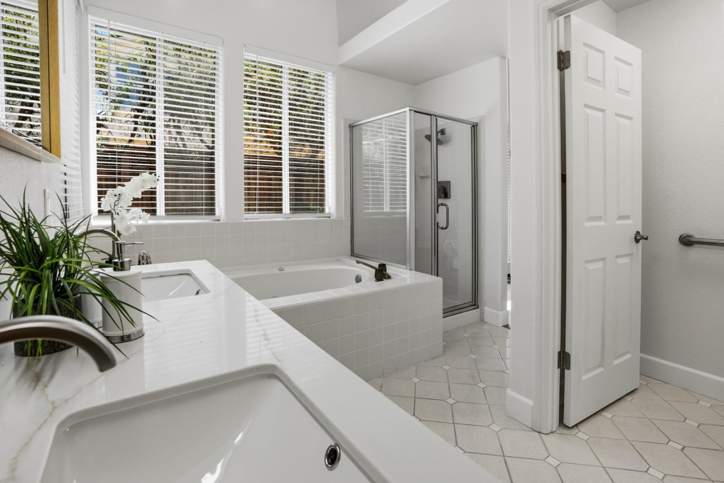 17570 Winding Creek Road Salinas, CA 93908 - Photo 31 of 47
