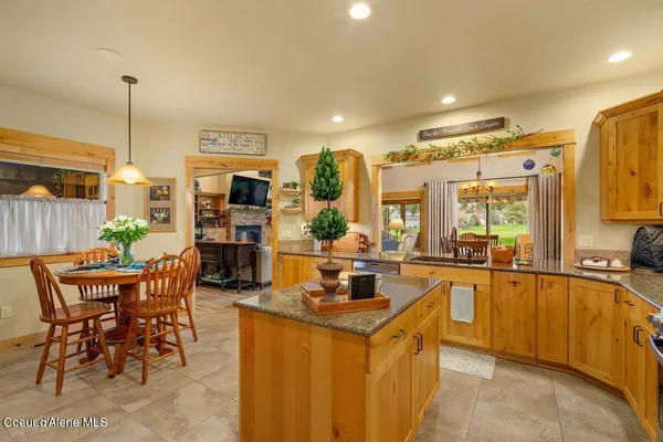 $659,000 | 74 Bellflower Court, Blanchard, ID 83804