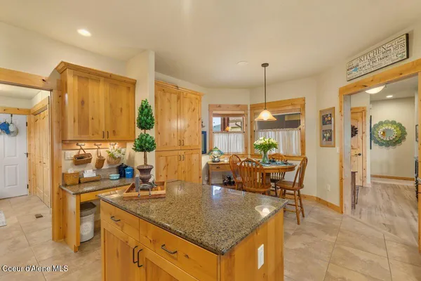 $659,000 | 74 Bellflower Court, Blanchard, ID 83804