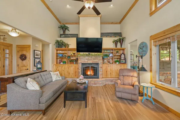 $659,000 | 74 Bellflower Court, Blanchard, ID 83804