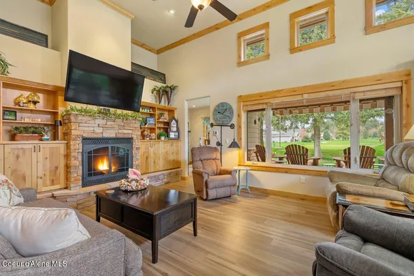 $659,000 | 74 Bellflower Court, Blanchard, ID 83804