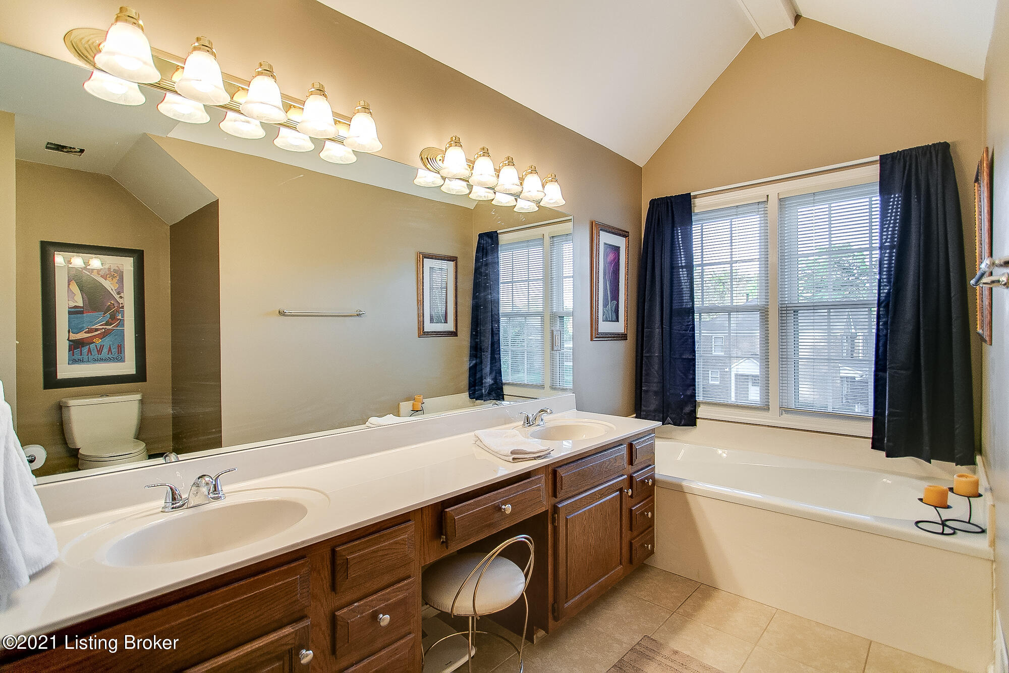 1500 Autumn Ridge Road Louisville, KY 40242 - Photo 22 of 42 1500 Autumn Ridge Rd-23