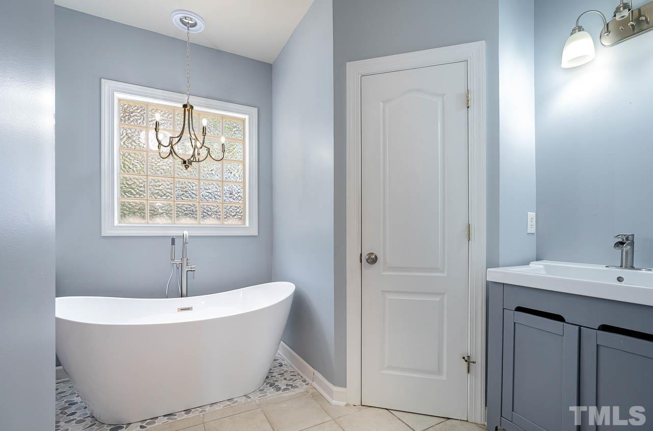 10204 Rosebank Lane Raleigh, NC 27614 - Photo 27 of 40