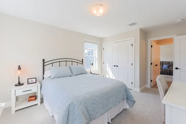 $689,900 | 7 Palmetto Drive, Unit 7, Bellingham, MA 02019