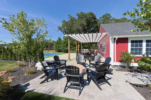 $689,900 | 7 Palmetto Drive, Unit 7, Bellingham, MA 02019