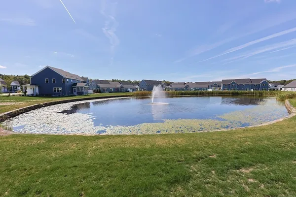 $689,900 | 7 Palmetto Drive, Unit 7, Bellingham, MA 02019