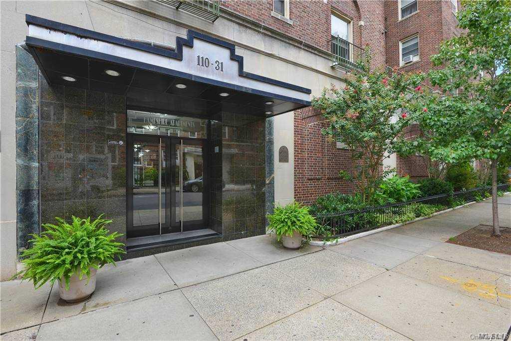 110-31 73rd Road, Unit 3M Queens, NY 11375 - Photo 1 of 1 Front entrance