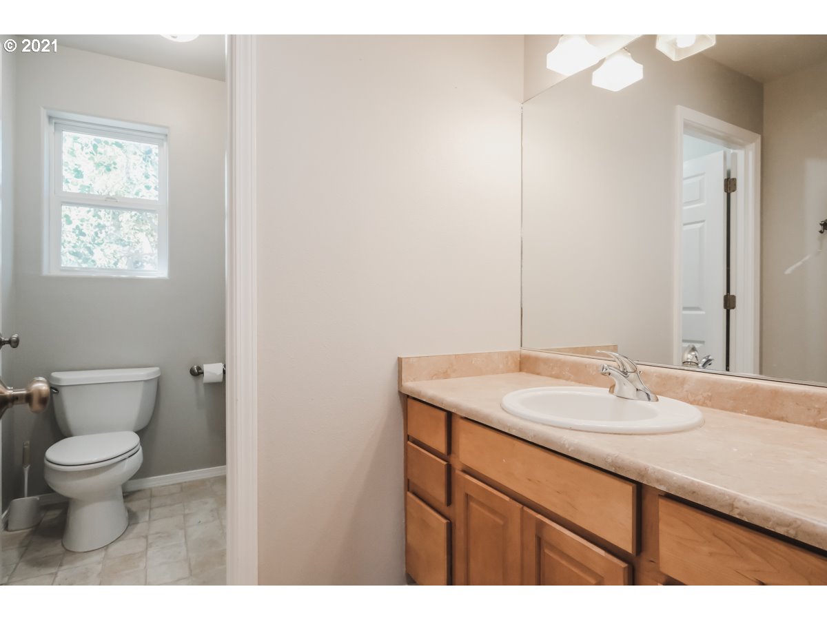 4569 Woods Road Northeast Albany, OR 97321 - Photo 19 of 32 Gallery Image 19