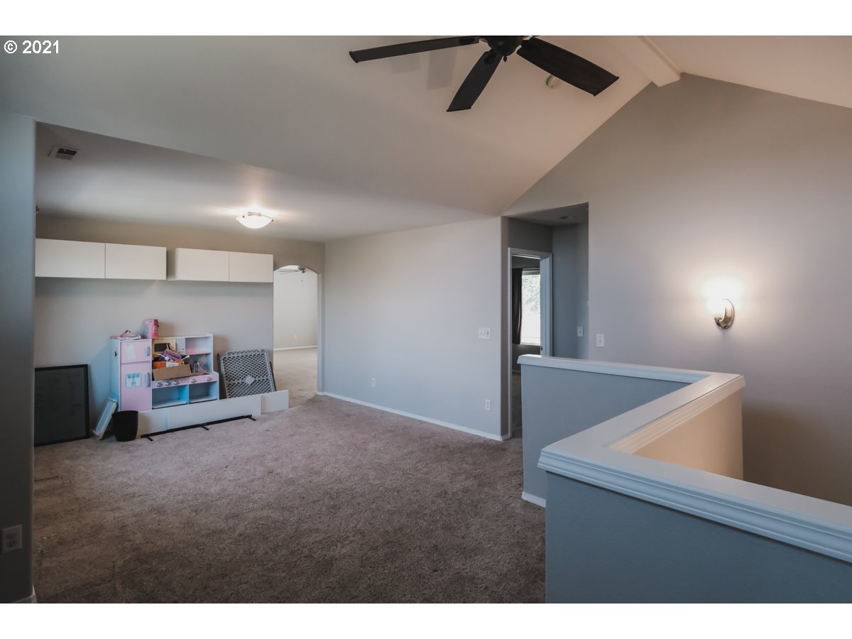 4569 Woods Road Northeast Albany, OR 97321 - Photo 27 of 32 Gallery Image 27