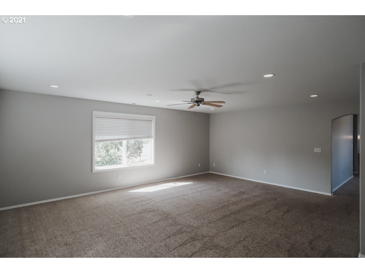4569 Woods Road Northeast Albany, OR 97321 - Photo 31 of 32 Gallery Image 31