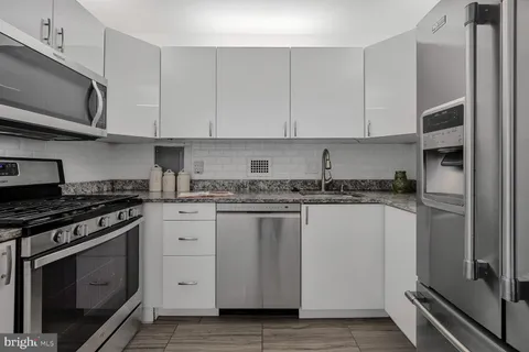 $430,000 | 5500 Friendship Boulevard, Unit 1422N, Chevy Chase, MD 20815