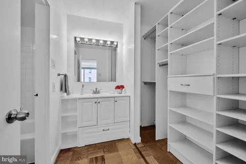 $430,000 | 5500 Friendship Boulevard, Unit 1422N, Chevy Chase, MD 20815