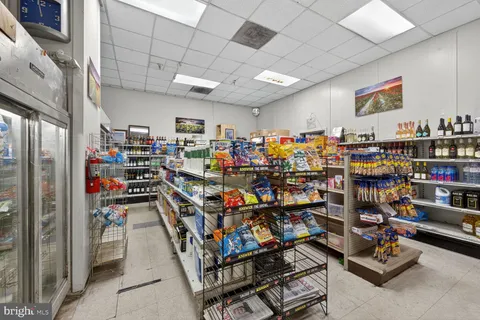 $430,000 | 5500 Friendship Boulevard, Unit 1422N, Chevy Chase, MD 20815