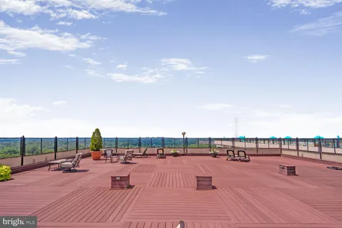 $430,000 | 5500 Friendship Boulevard, Unit 1422N, Chevy Chase, MD 20815