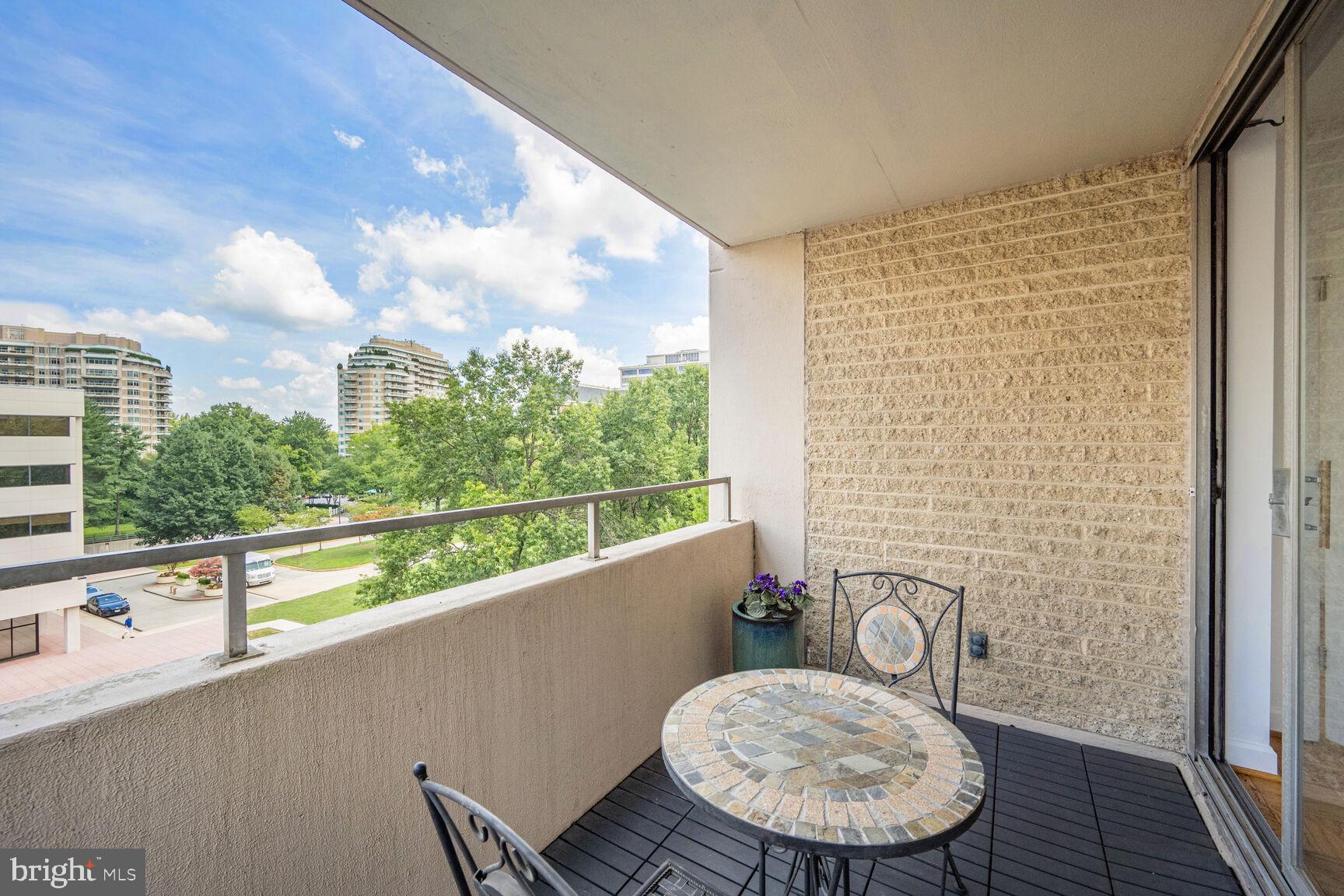 5500 Friendship Boulevard, Unit 1422N Chevy Chase, MD 20815 - Photo 10 of 30