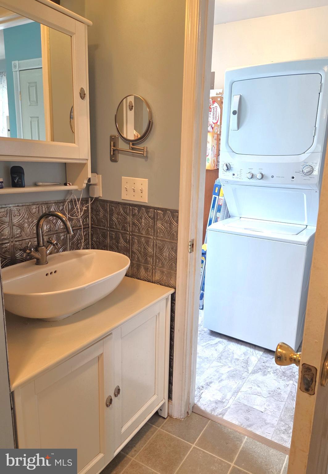 134 Main Street Secretary, MD 21664 - Photo 24 of 39 1st Floor Primary Ensuite