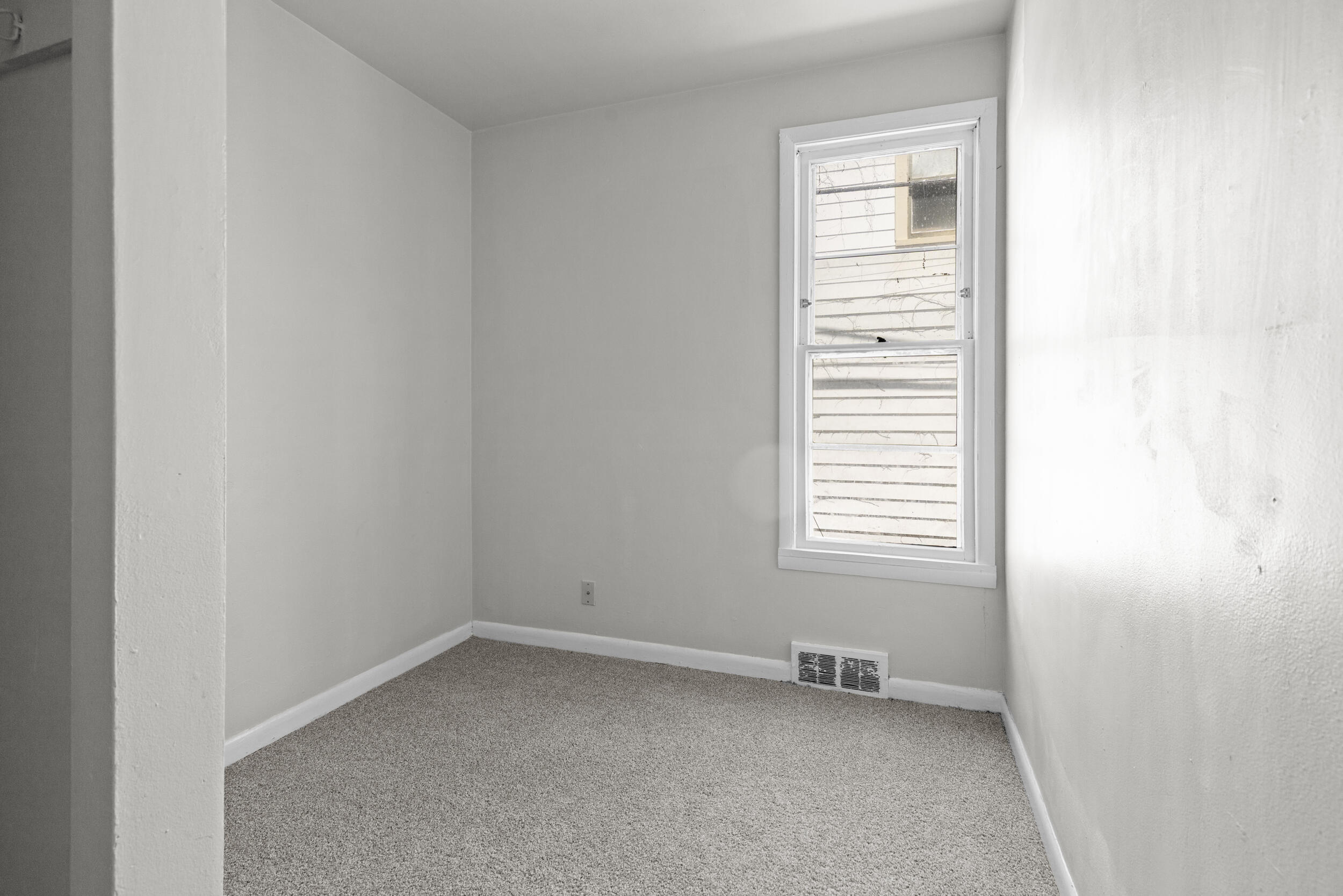2122 South 26th Street, Unit 2122A Milwaukee, WI 53215 - Photo 7 of 26 freshly painted