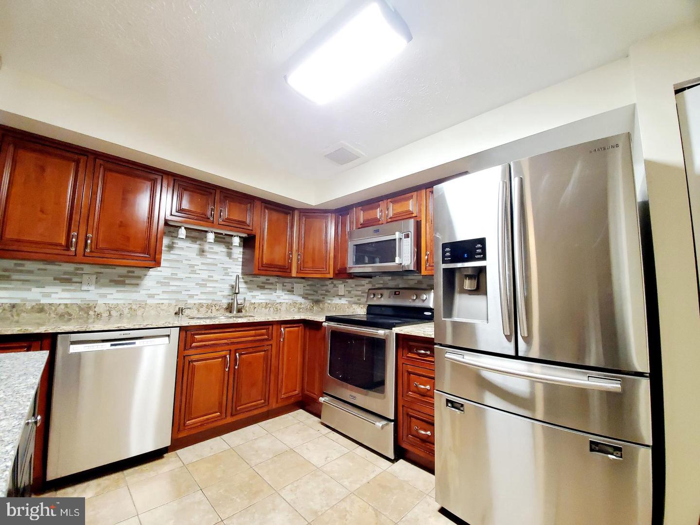 24 Ramsgate Court Baltimore, MD 21227 - Photo 16 of 53 Gallery Image 16