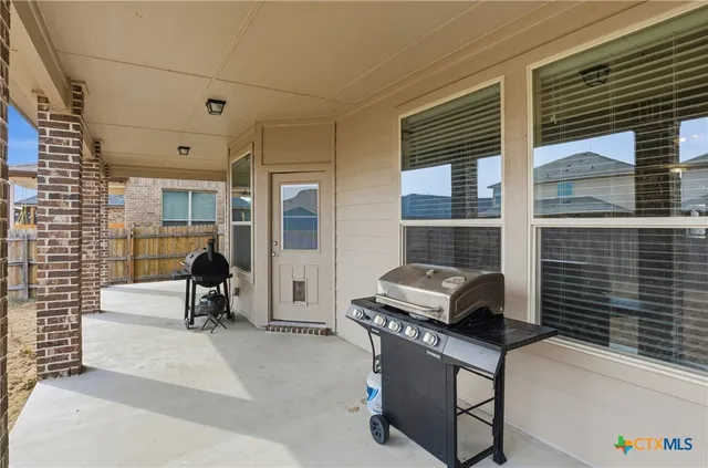 $295,000 | 6301 Dorothy Muree Drive, Temple, TX 76502