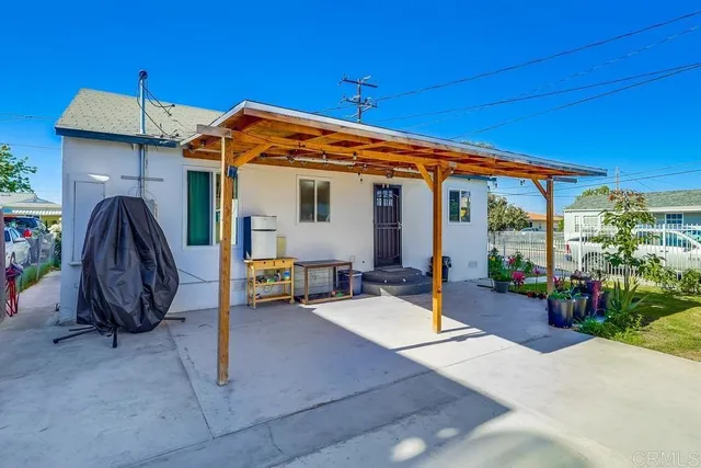 $629,500 | 900 West Brazil Street, Compton, CA 90220