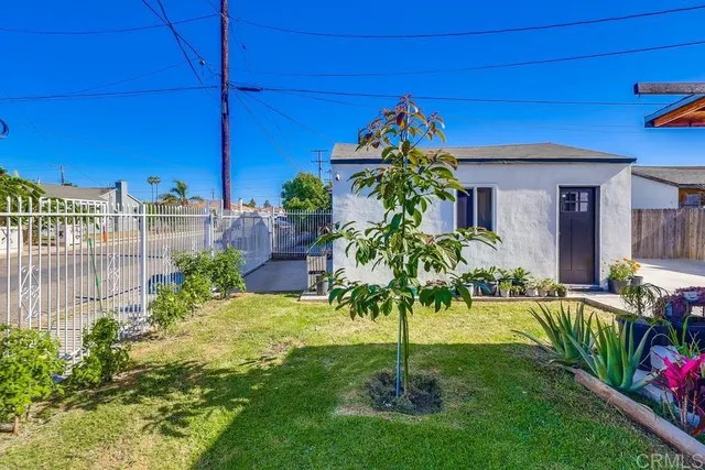 $629,500 | 900 West Brazil Street, Compton, CA 90220