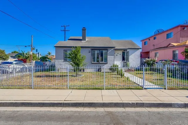 $629,500 | 900 West Brazil Street, Compton, CA 90220
