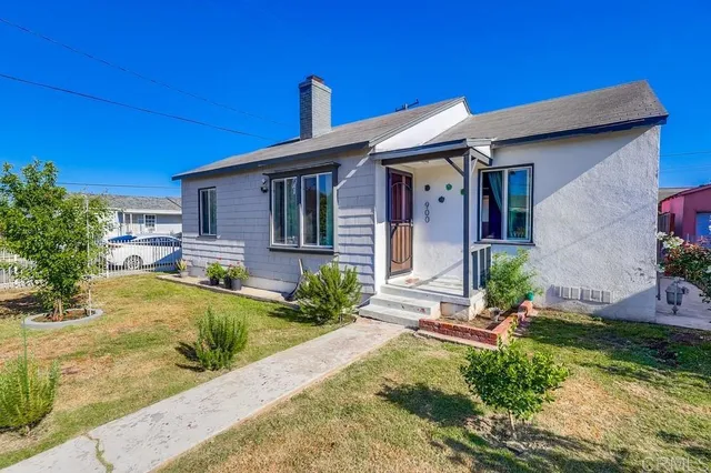 $629,500 | 900 West Brazil Street, Compton, CA 90220