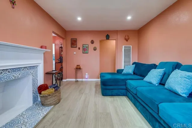 $629,500 | 900 West Brazil Street, Compton, CA 90220