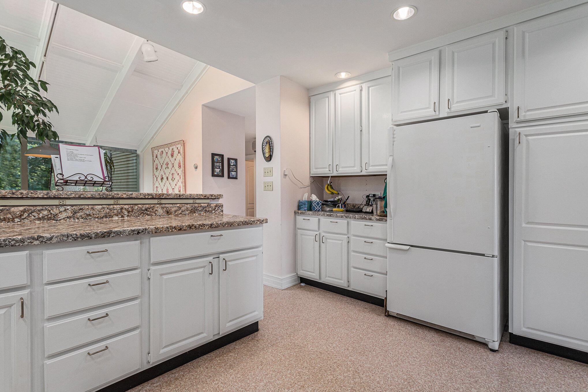 2250 West Chicago Road Niles, MI 49120 - Photo 13 of 47 017_img_7079